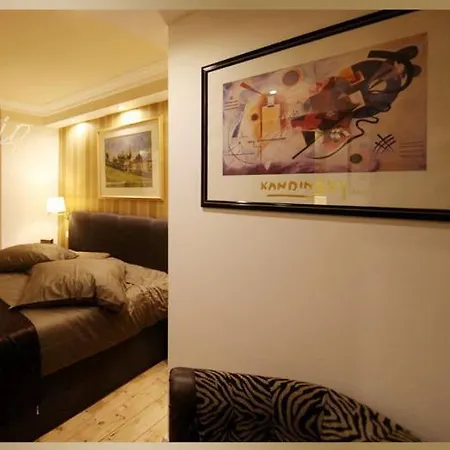 Golden Apartments Essen Room photo