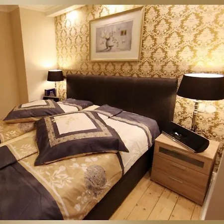 Golden Apartments Essen Room photo