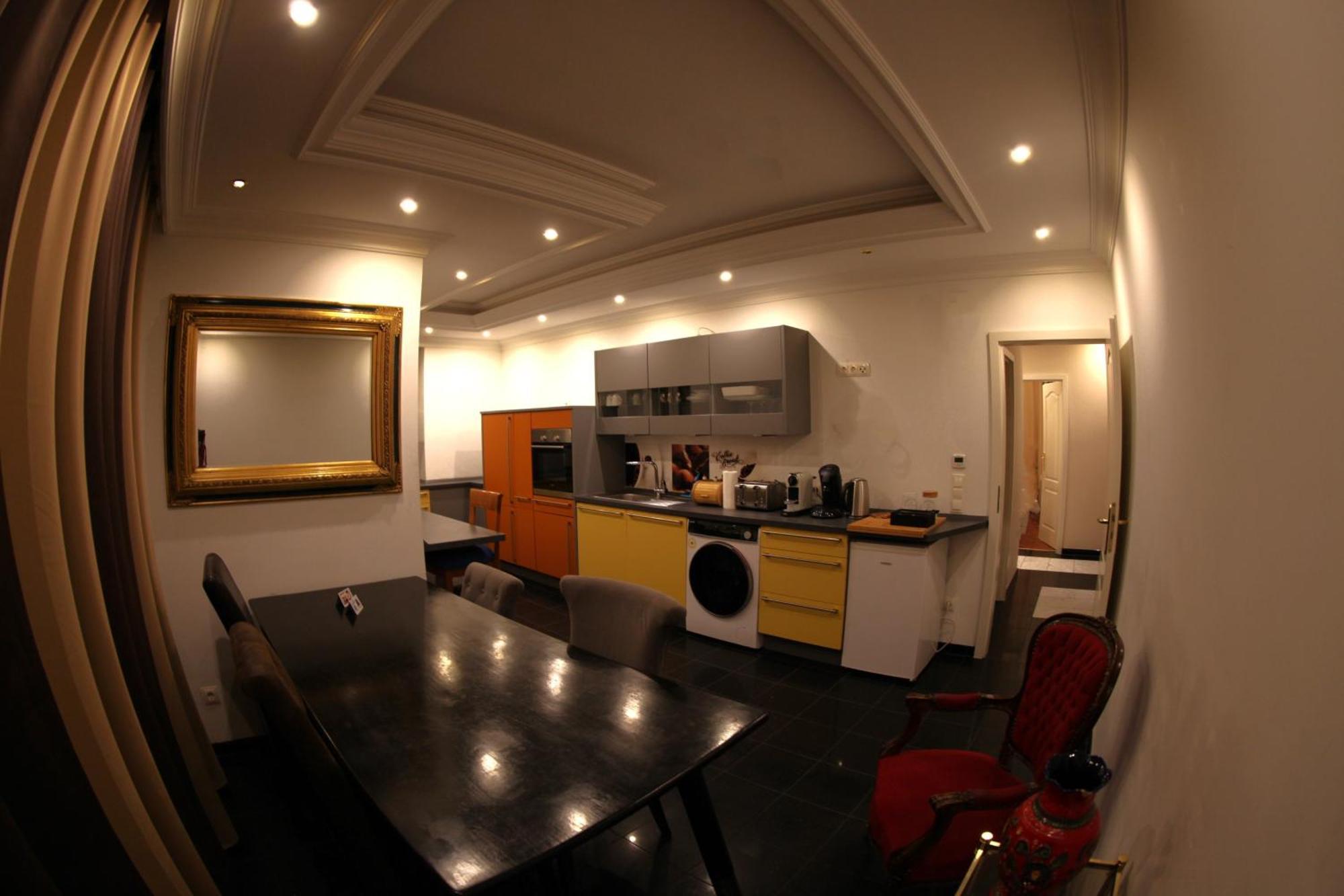 Golden Apartment